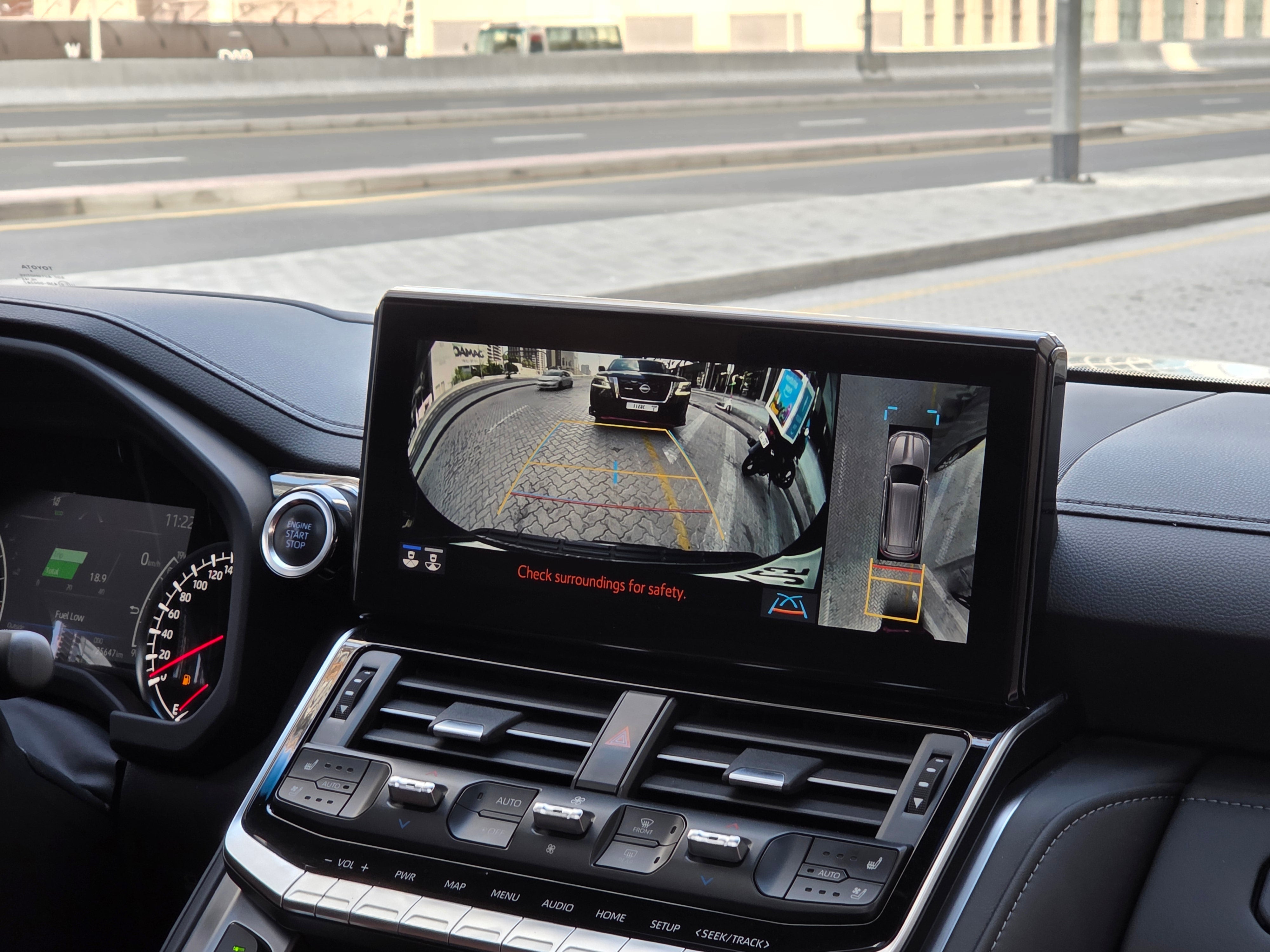 how 360 camera work in the car