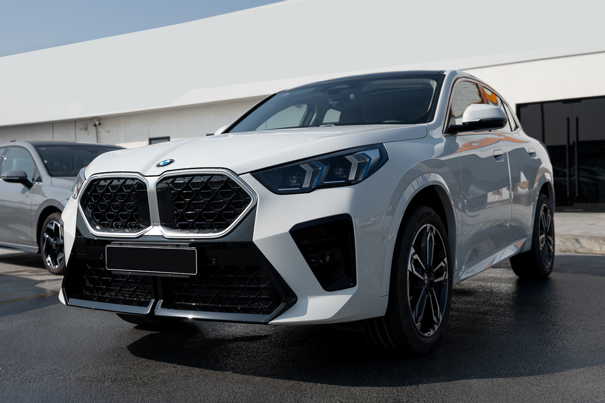 چرا بی ان و ایکس 2 بهترین انتخاب برای واردات خودرو یه صورت جانبازی هست