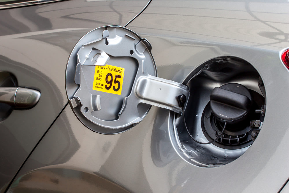 How to Know if Your Car’s Gas Tank Is on the Left or Right