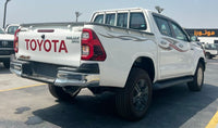 2025 Toyota Hilux SR5