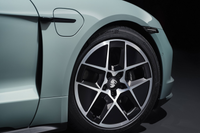 2025 Porsche Taycan