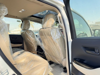 Toyota Land Cruiser GXR 2026 white