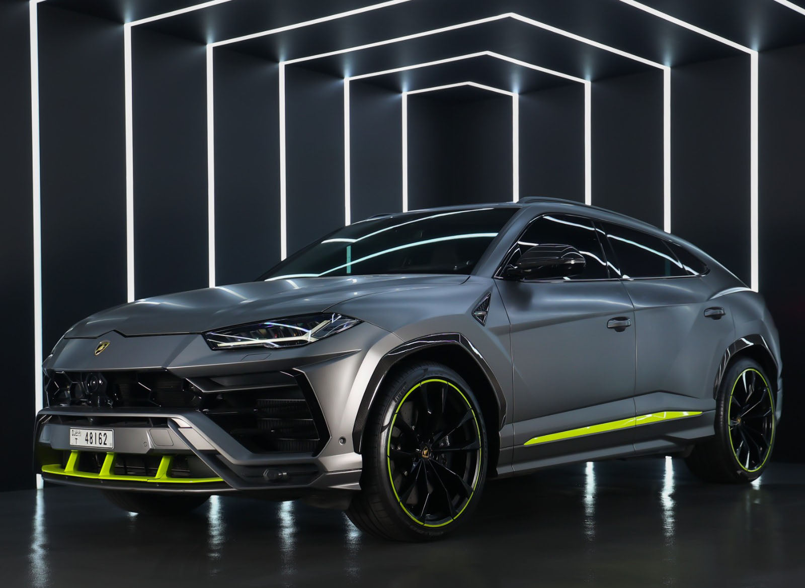Lamborghini Urus 2024 Gray For Rent