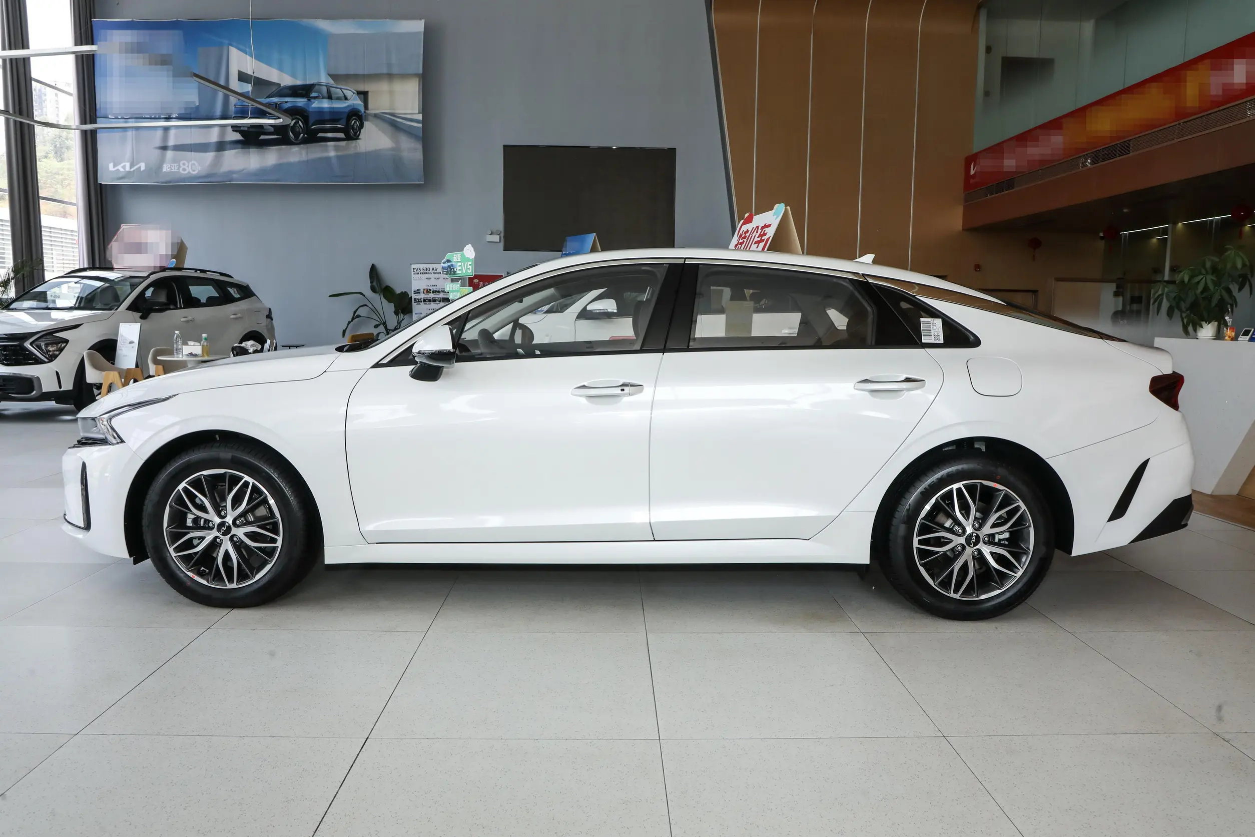 2025 Kia K5