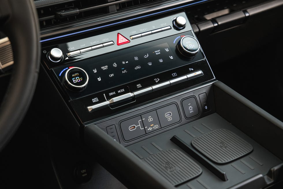 Hyundai Santa Fe Hybrid 2024
