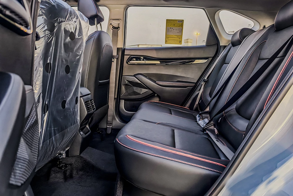 2025 Kia Seltos 1.5L White