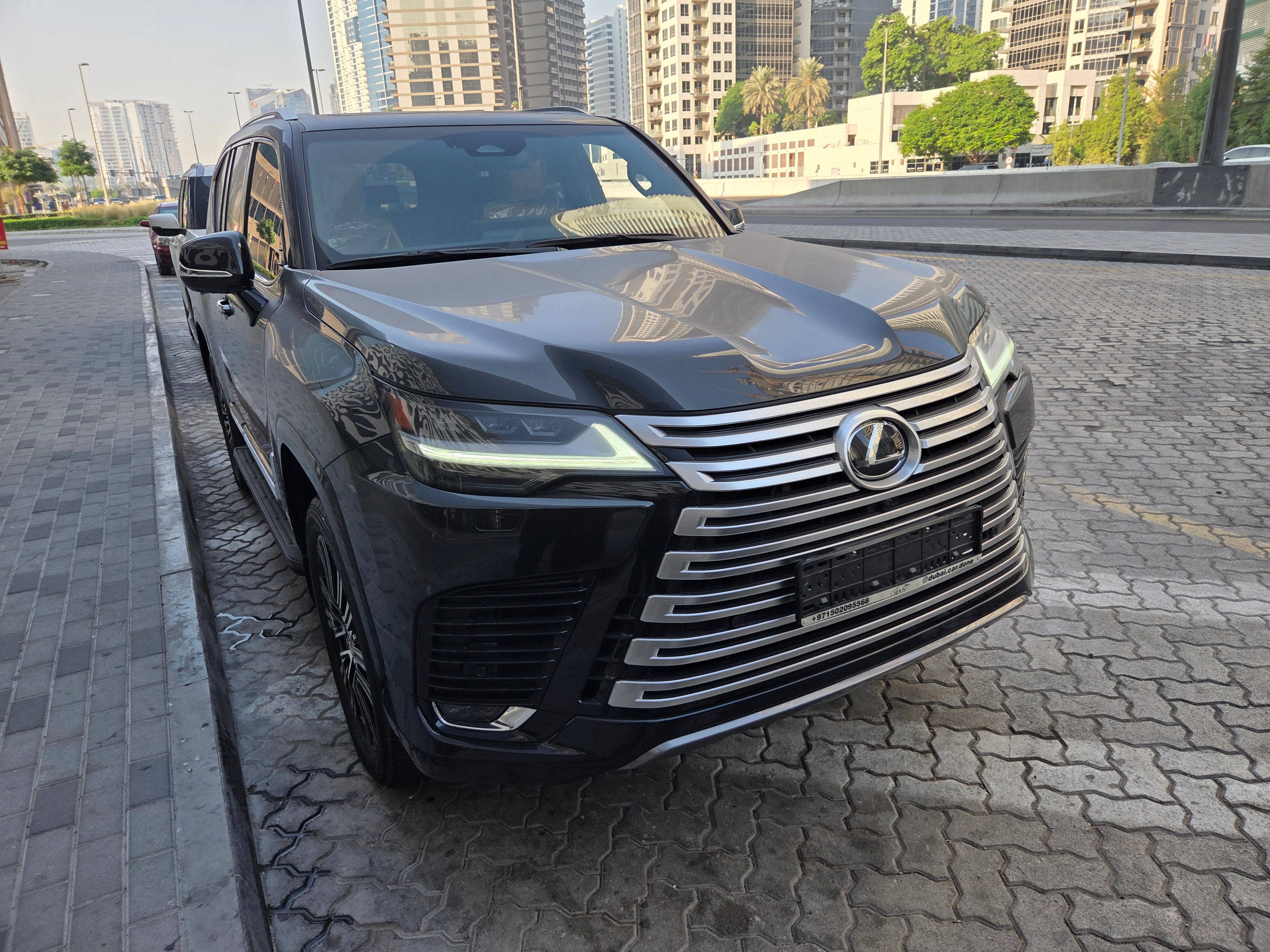 Lexus LX 700h 2025 – black Luxury Hybrid SUV | Premium 4dr SUV