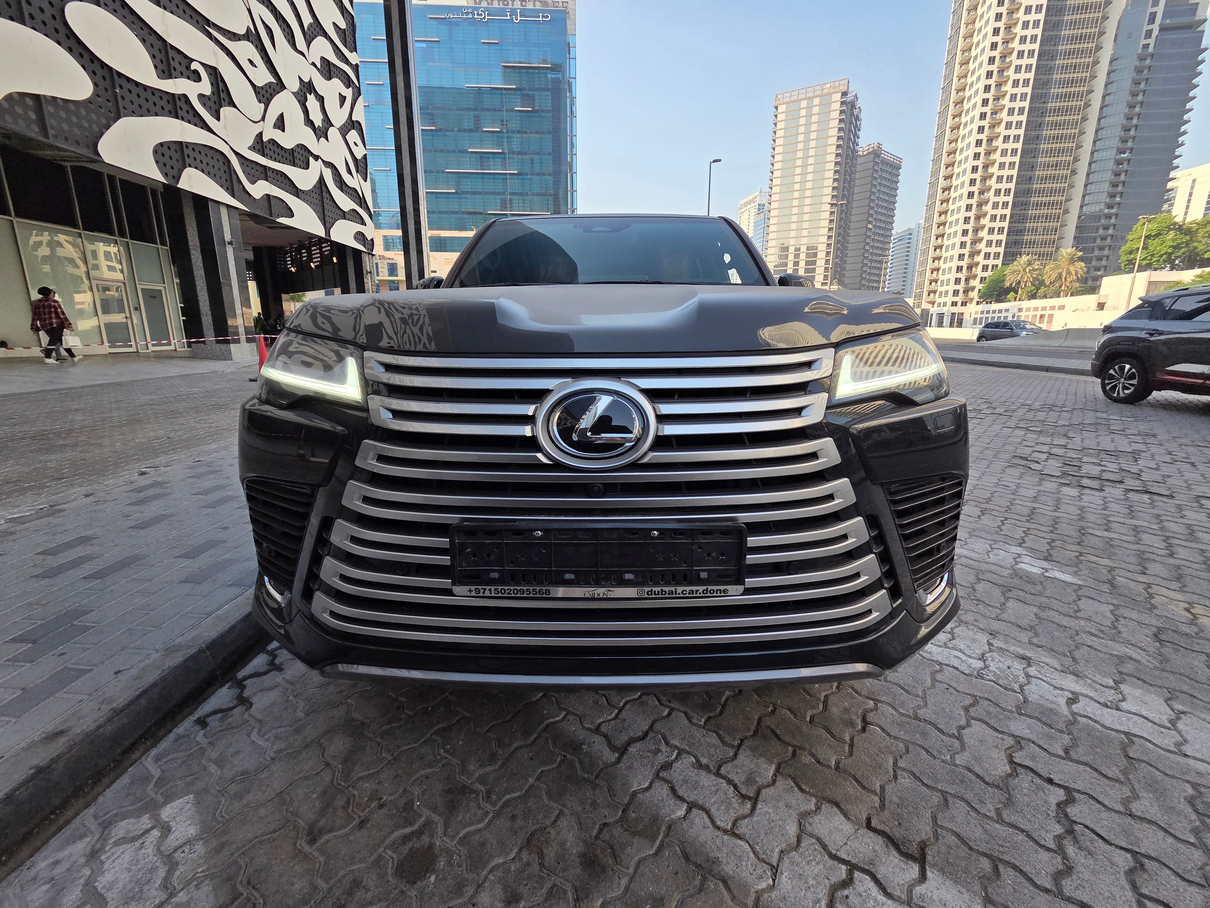 Lexus LX 700h 2025 – black Luxury Hybrid SUV | Premium 4dr SUV
