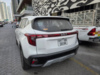 KIA Seltos 2025 white
