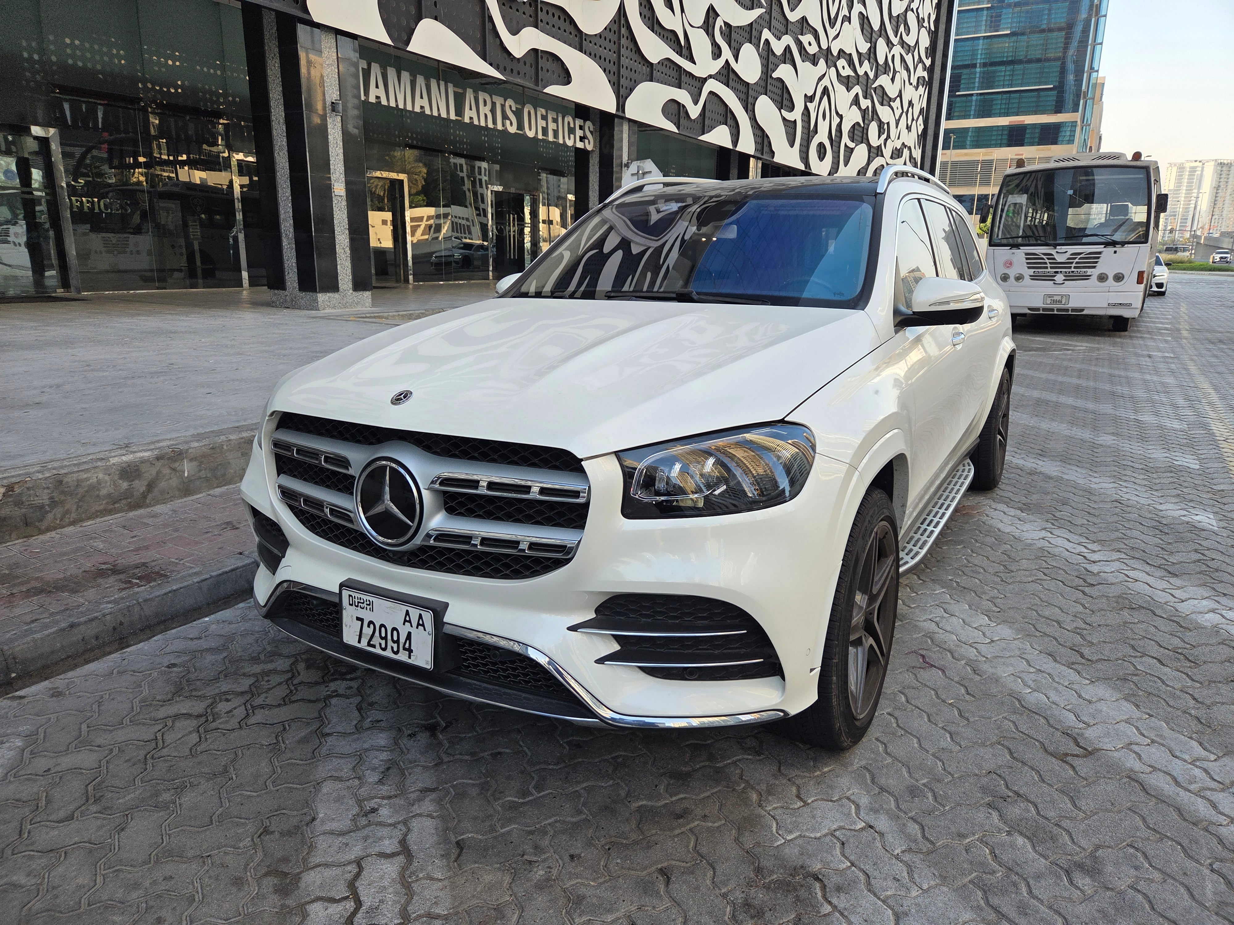Mercedes-Benz GLS 580 2021 White