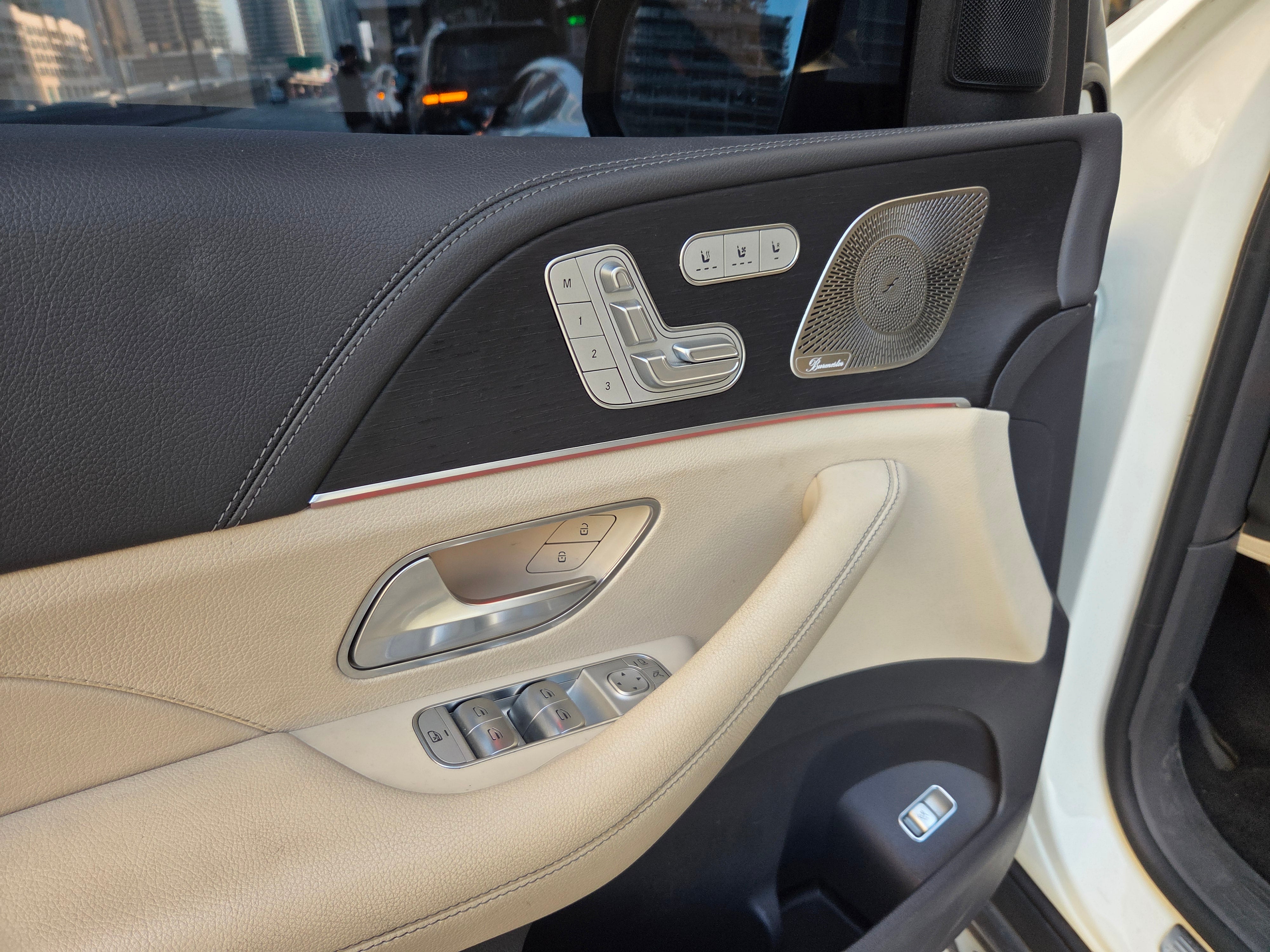 Mercedes-Benz GLS 580 2021 White