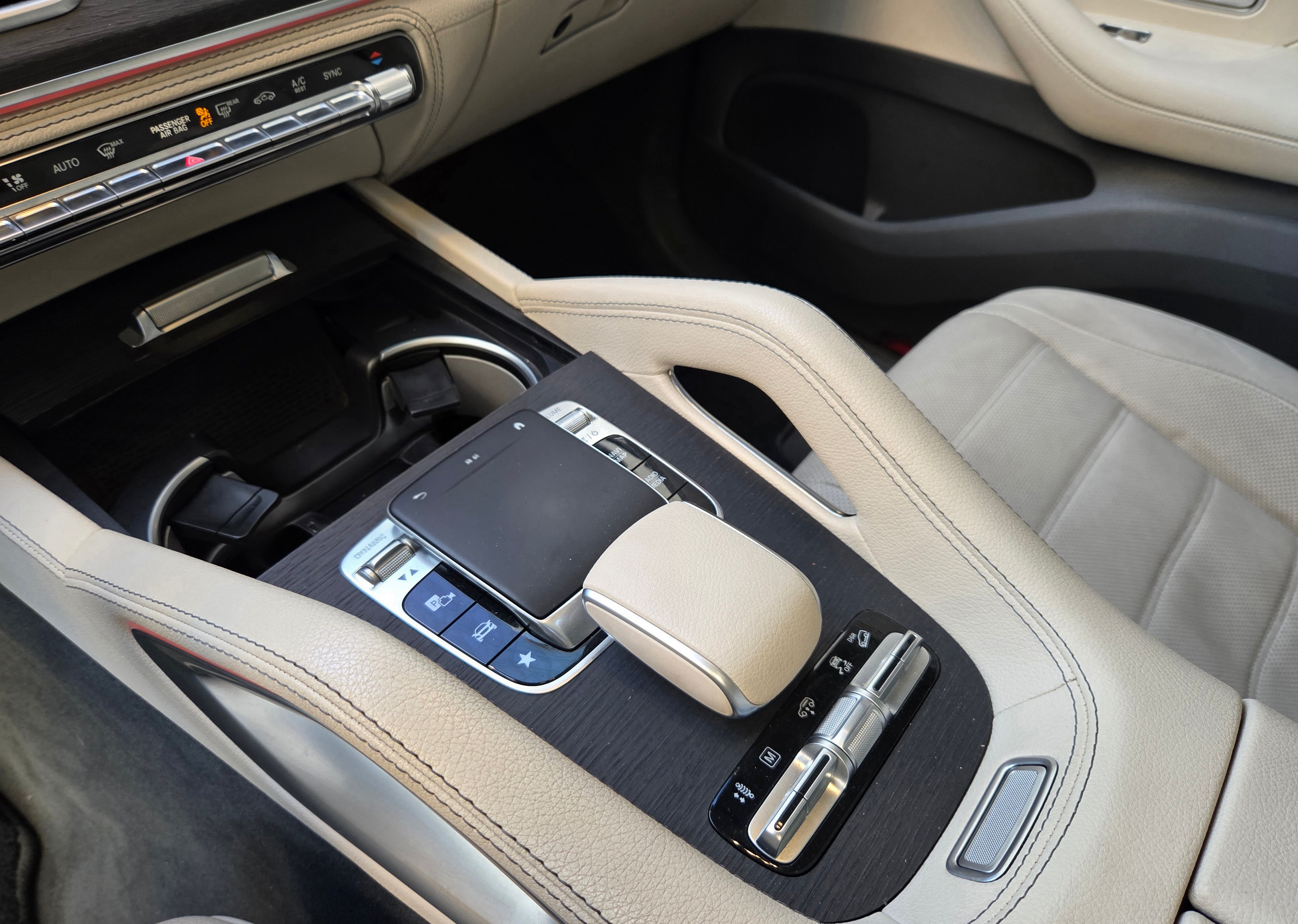 Mercedes-Benz GLS 580 2021 White