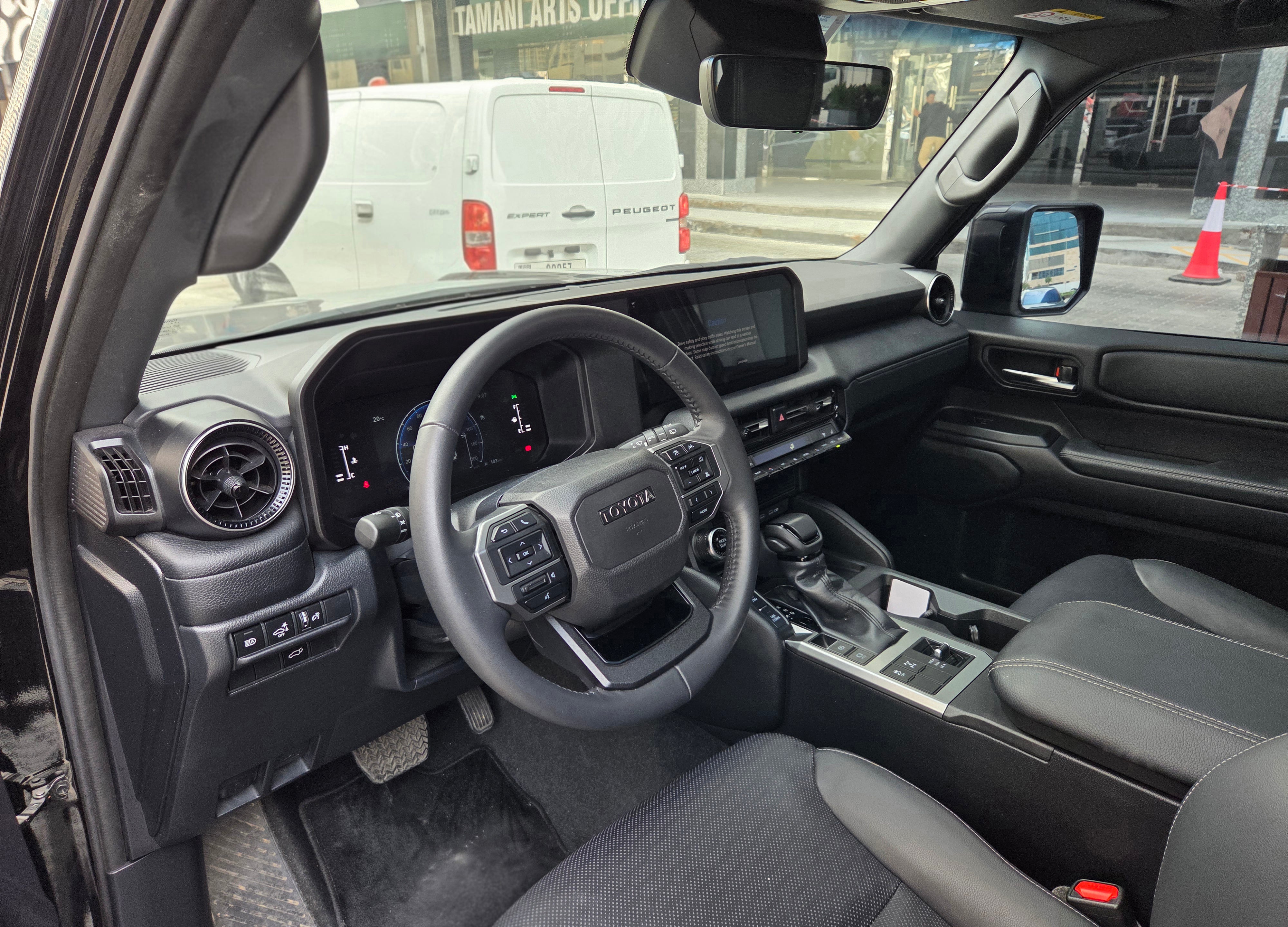 Toyota Prado Mid Option 2025 Black