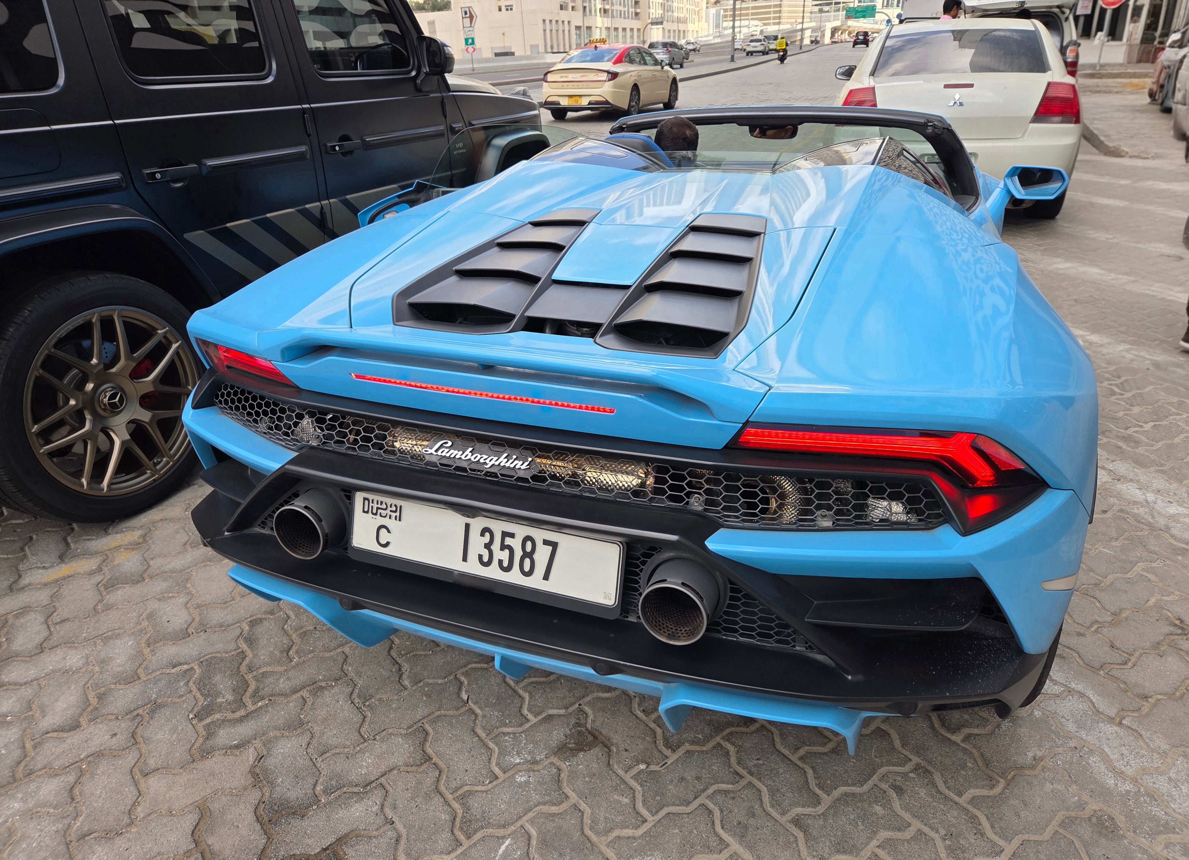 Lamborghini Huracan 2024 Blue