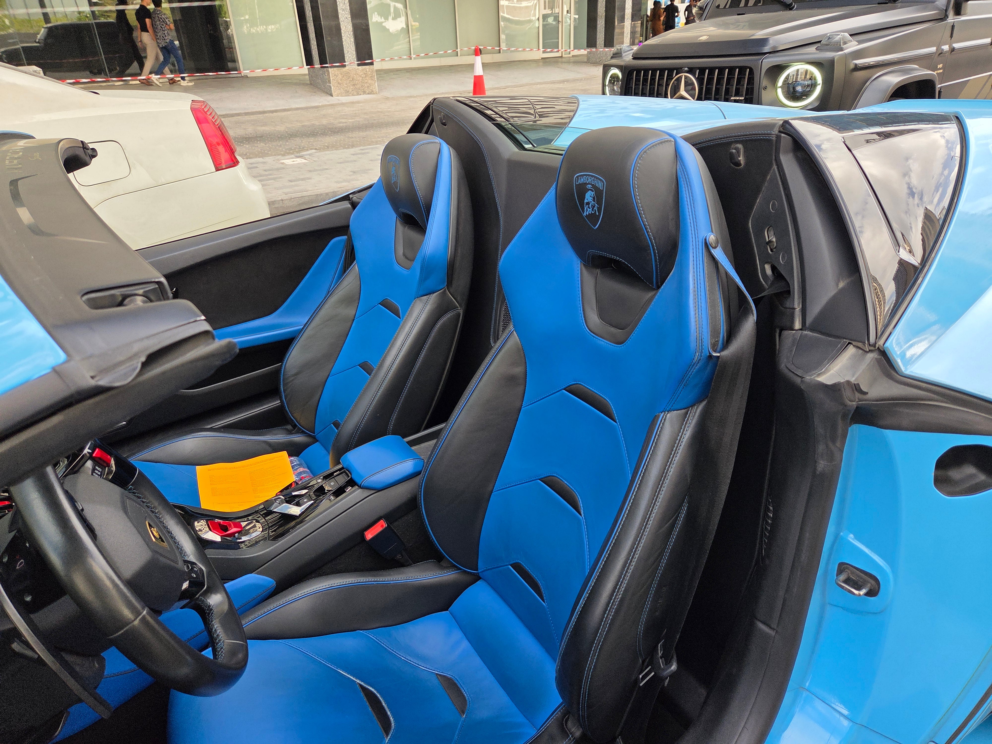 Lamborghini Huracan 2024 Blue