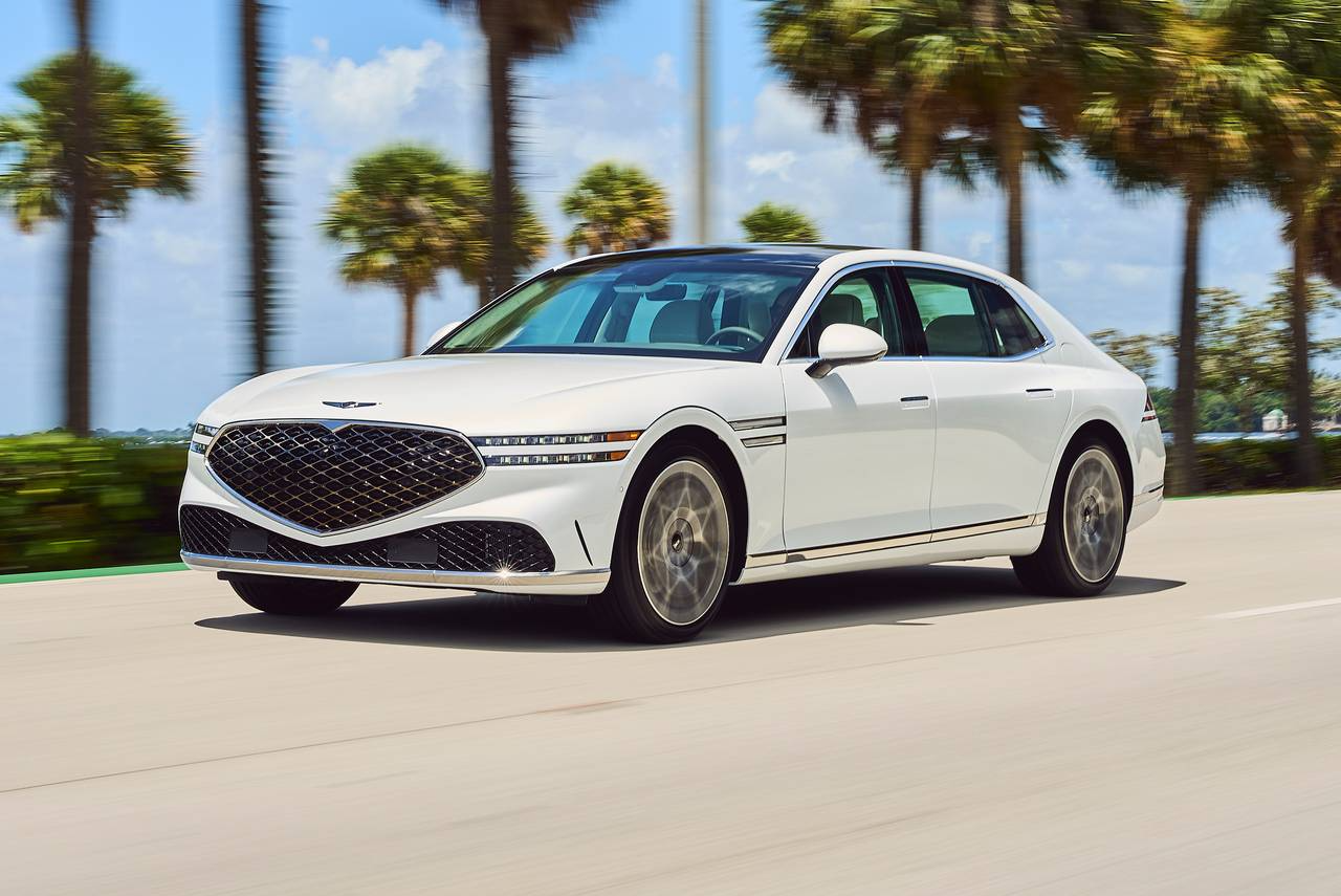 Genesis G90 3.5T E-Supercharger 2025