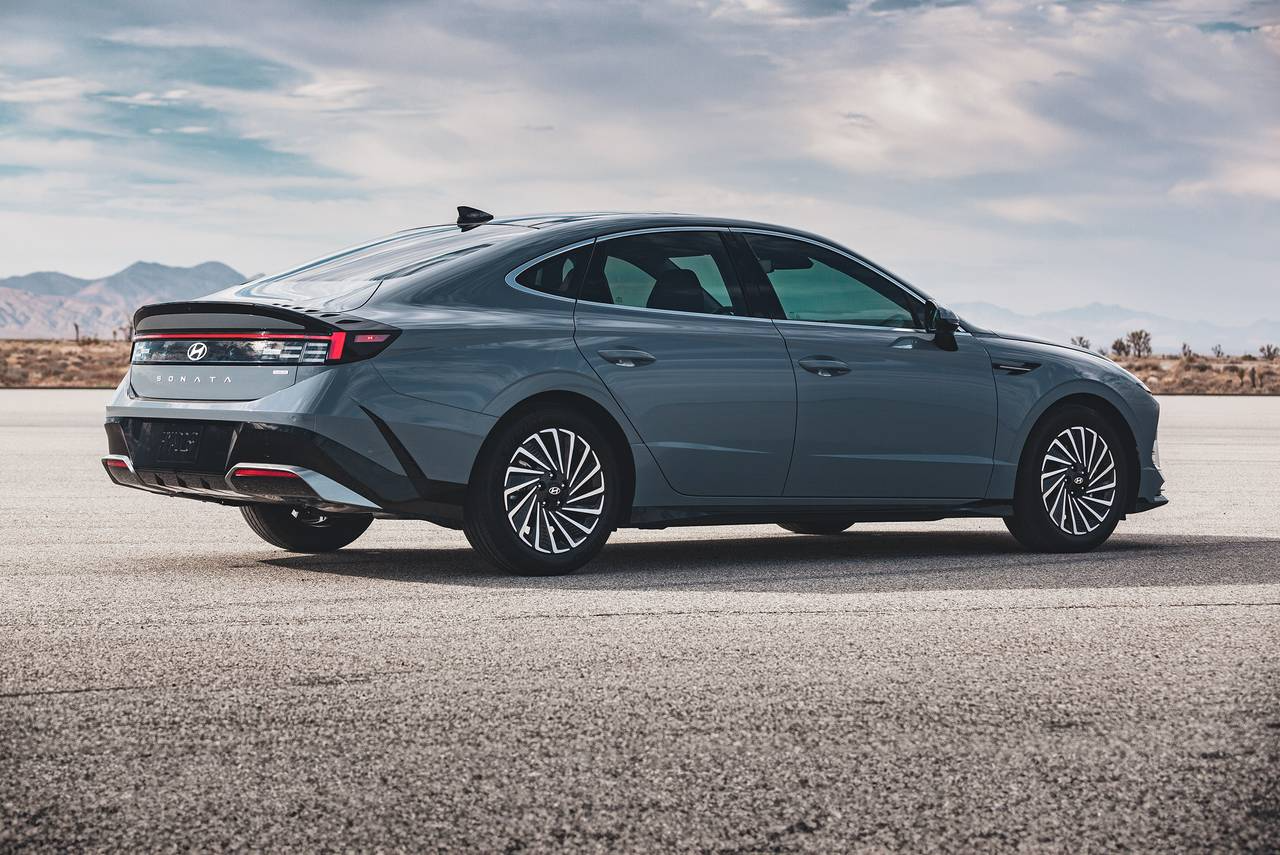 Hyundai Sonata Hybrid 2025 Gray