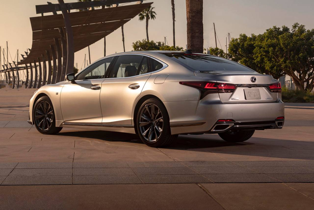 Lexus LS 500 F SPORT 2025