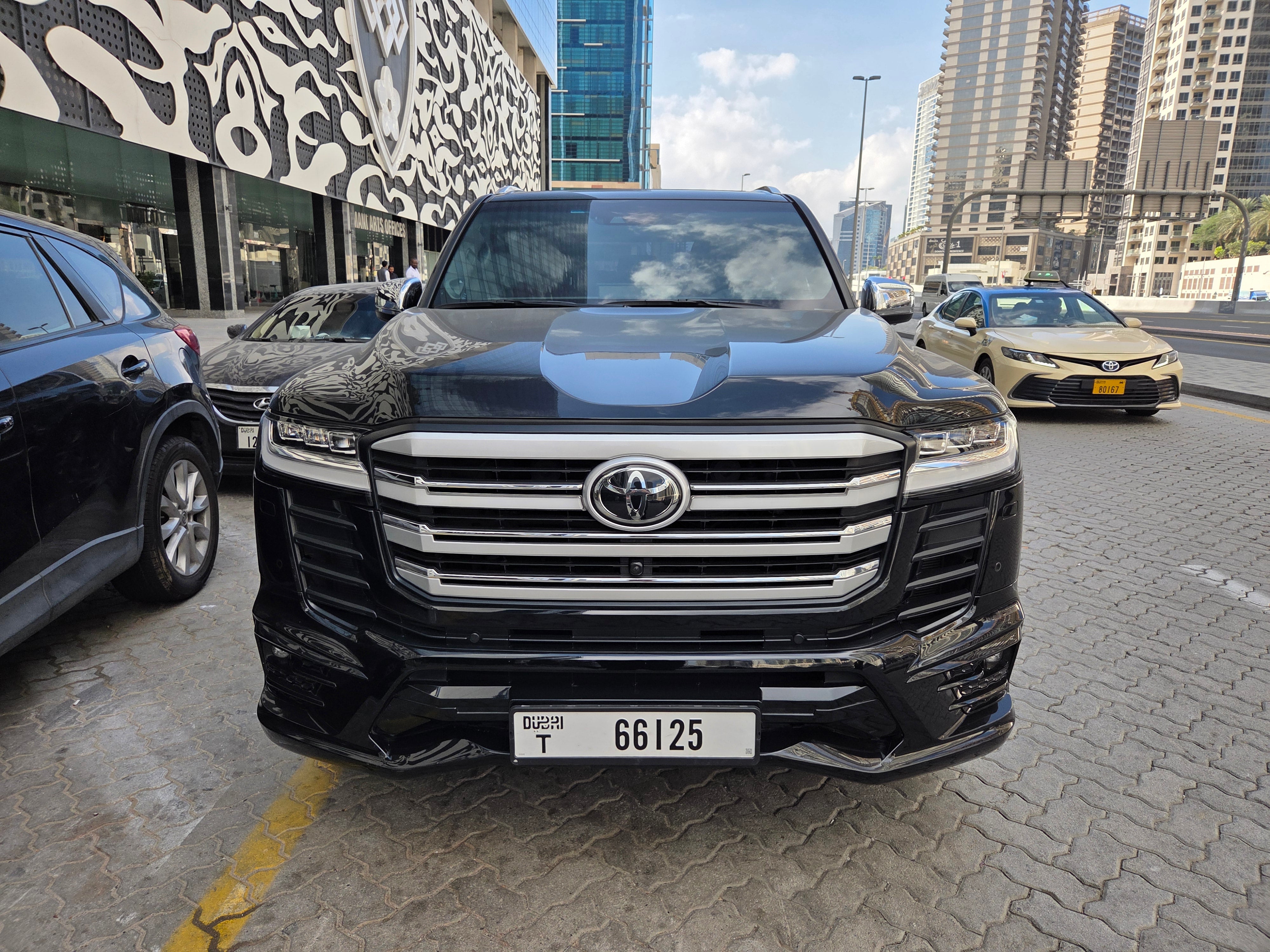 Toyota Land Cruiser VXR 2024 Black