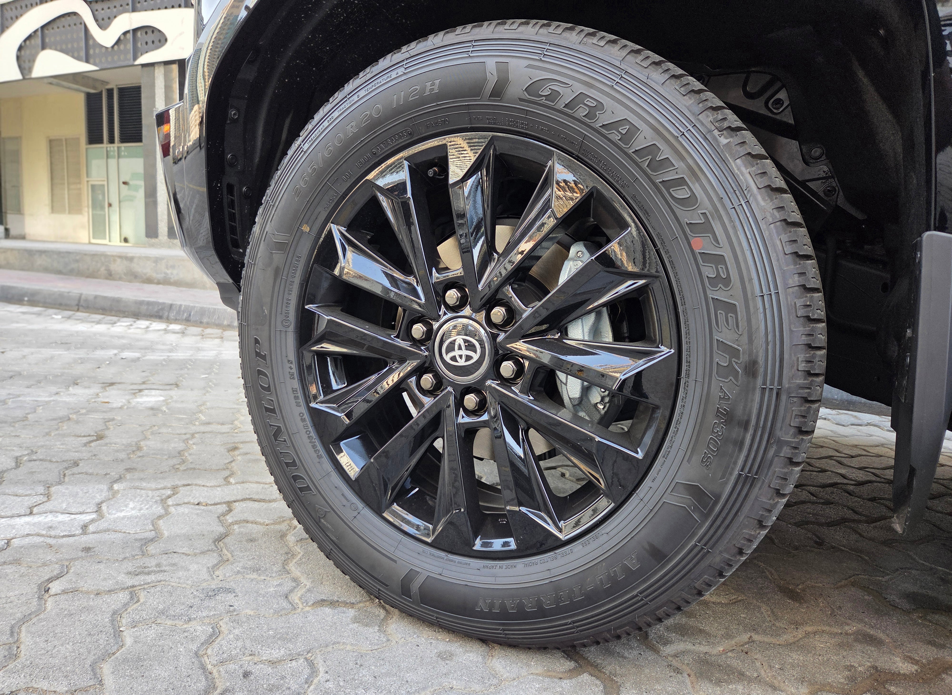 Toyota Prado Advanced black 2025 