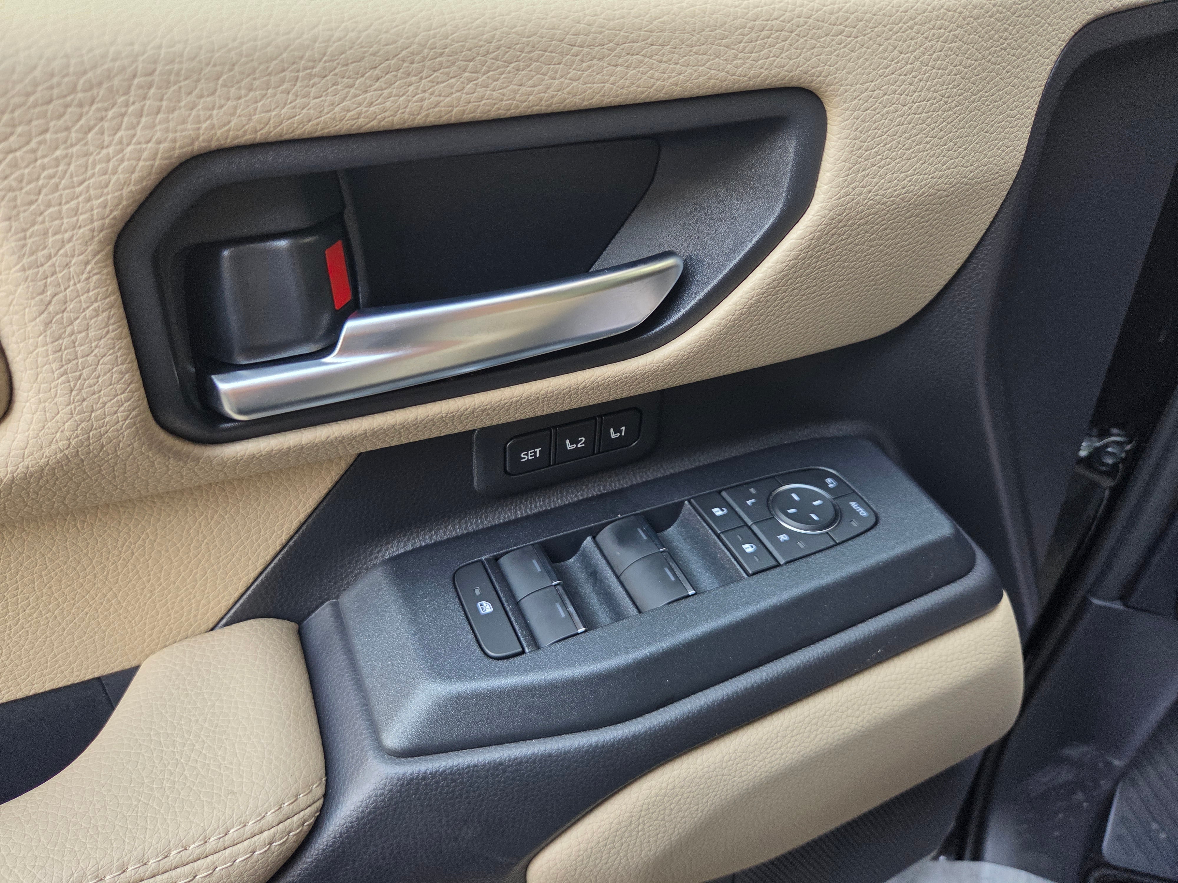 Toyota Prado Advanced black 2025 
