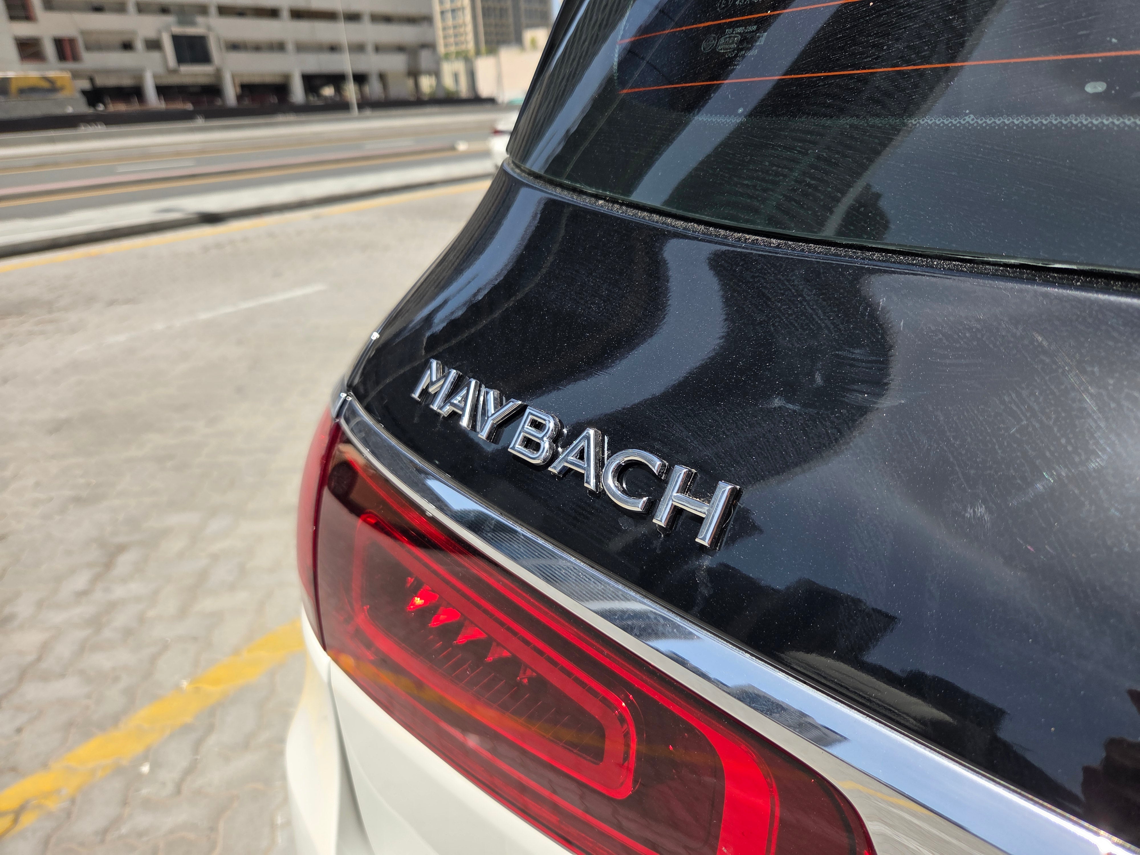 Mercedes-Benz GLS 580 2021 White with Maybach GLS White & Black Kit