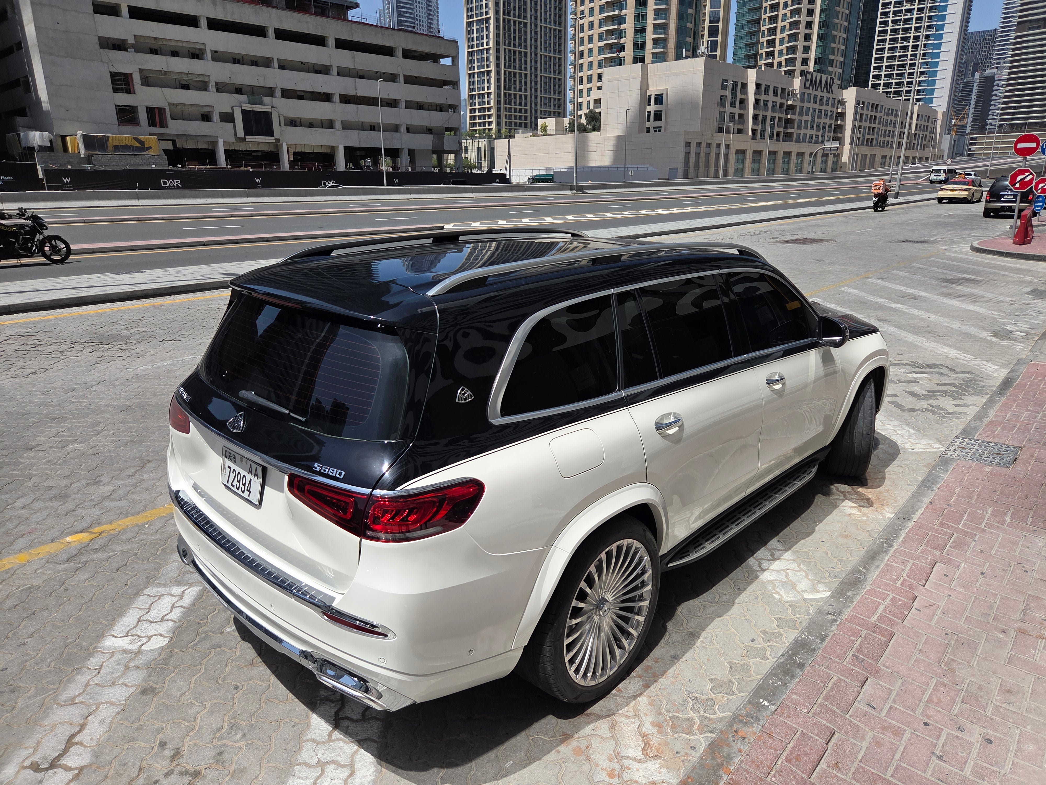 Mercedes-Benz GLS 580 2021 White with Maybach GLS White & Black Kit
