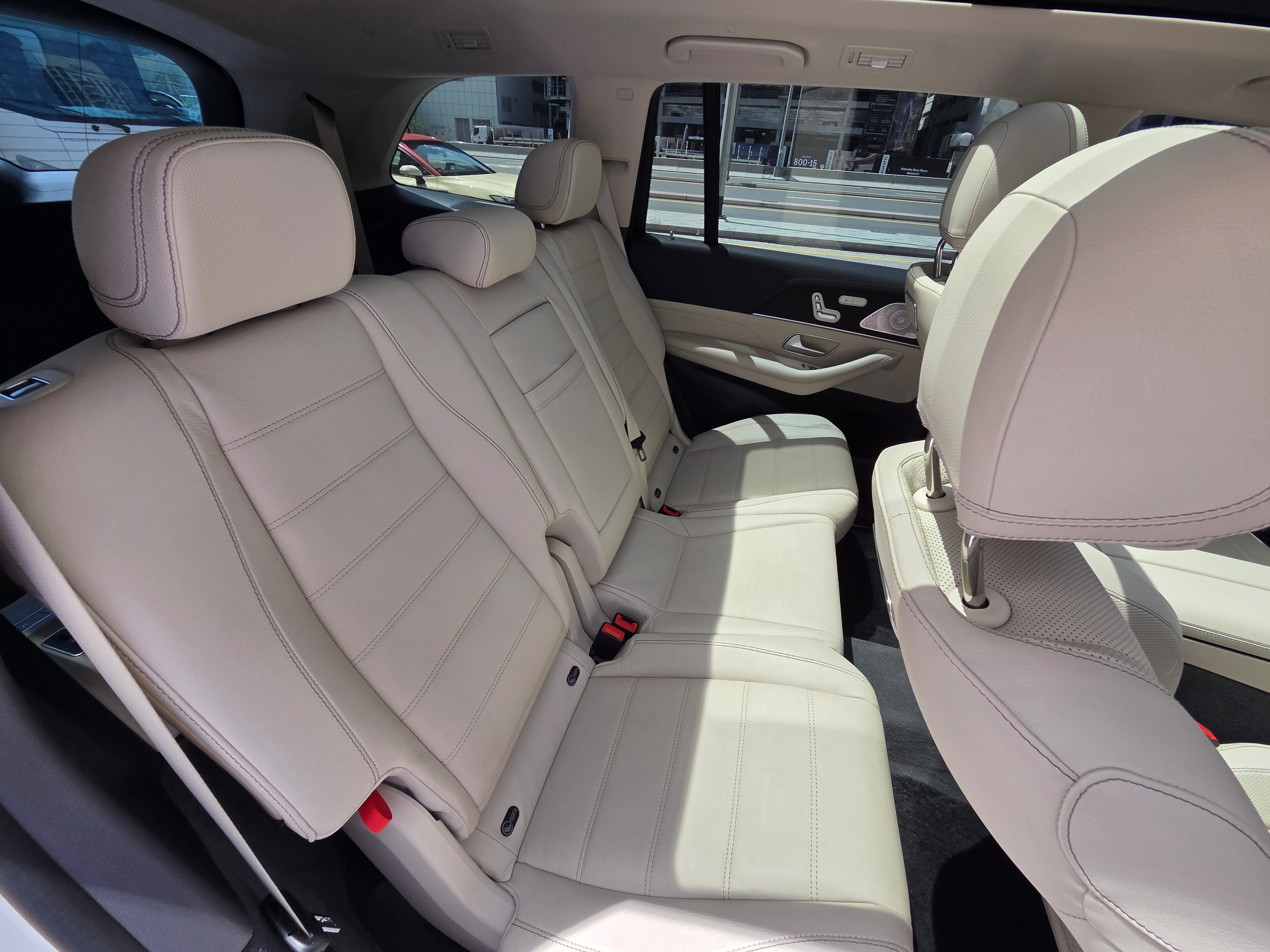 Mercedes-Benz GLS 580 2021 White with Maybach GLS White & Black Kit