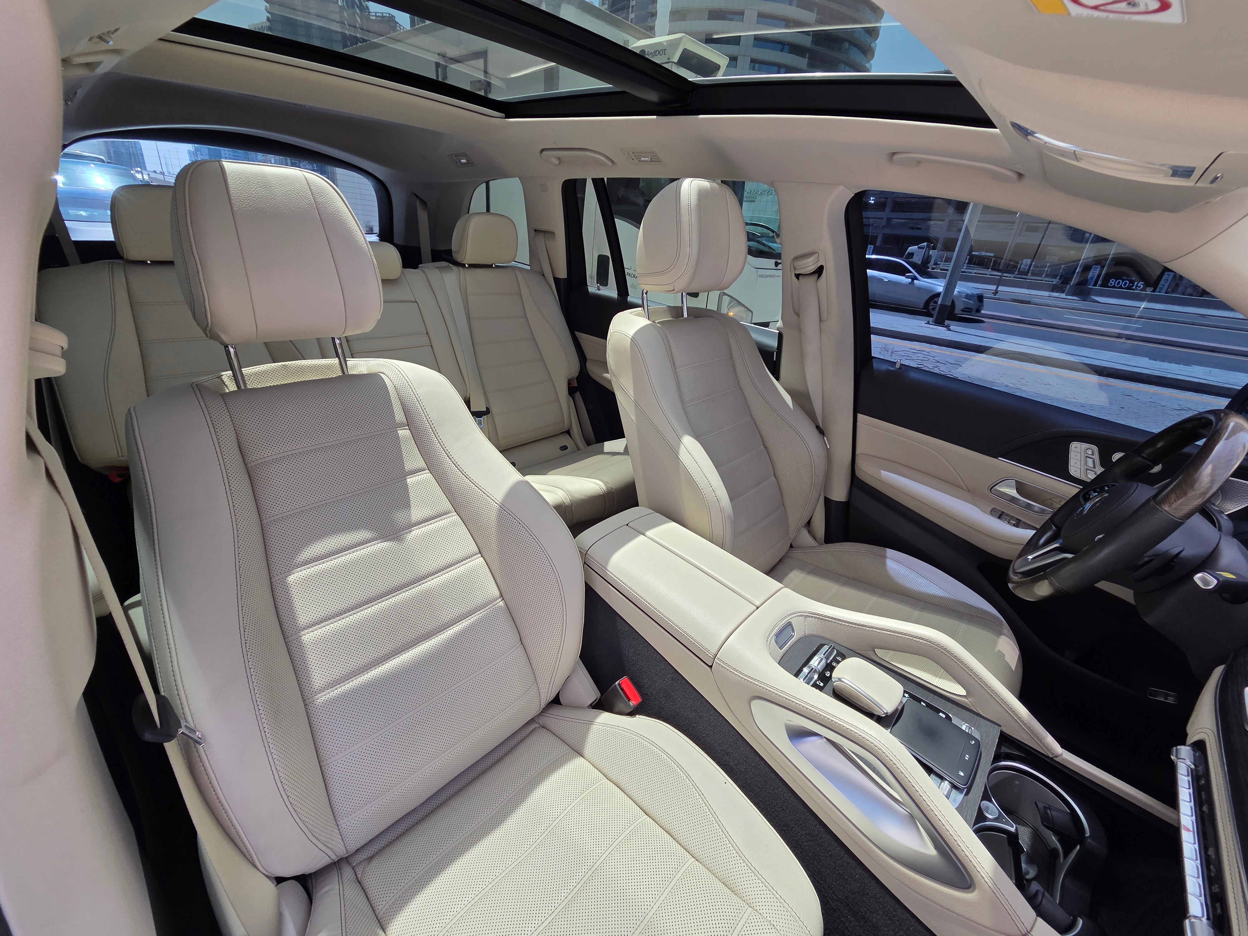 Mercedes-Benz GLS 580 2021 White with Maybach GLS White & Black Kit