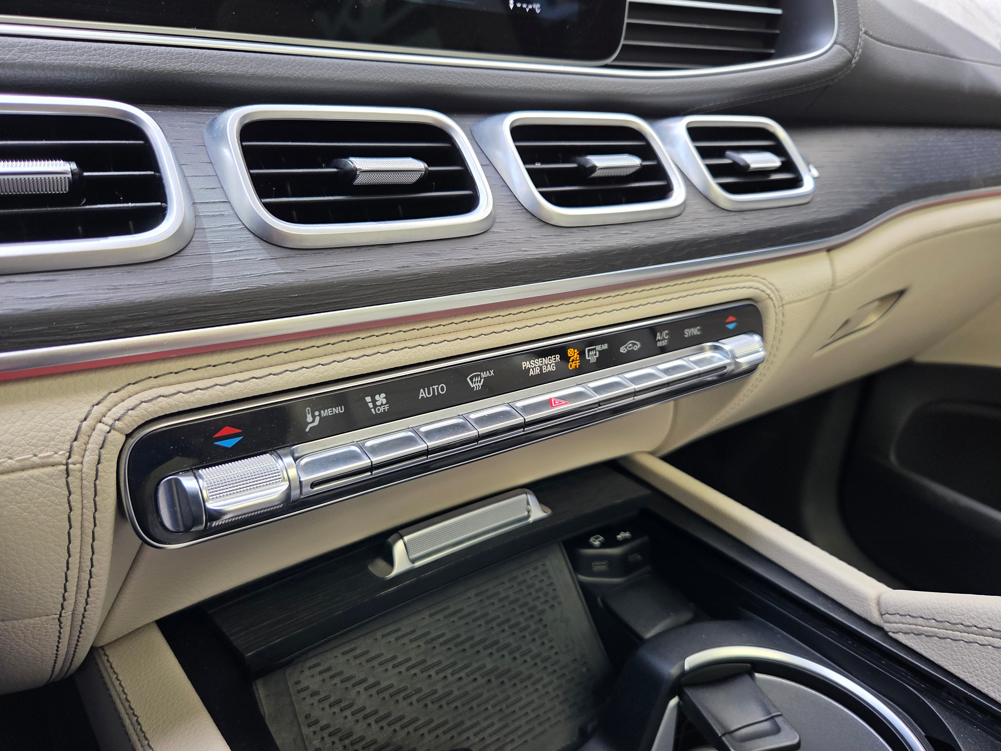 Mercedes-Benz GLS 580 2021 White with Maybach GLS White & Black Kit