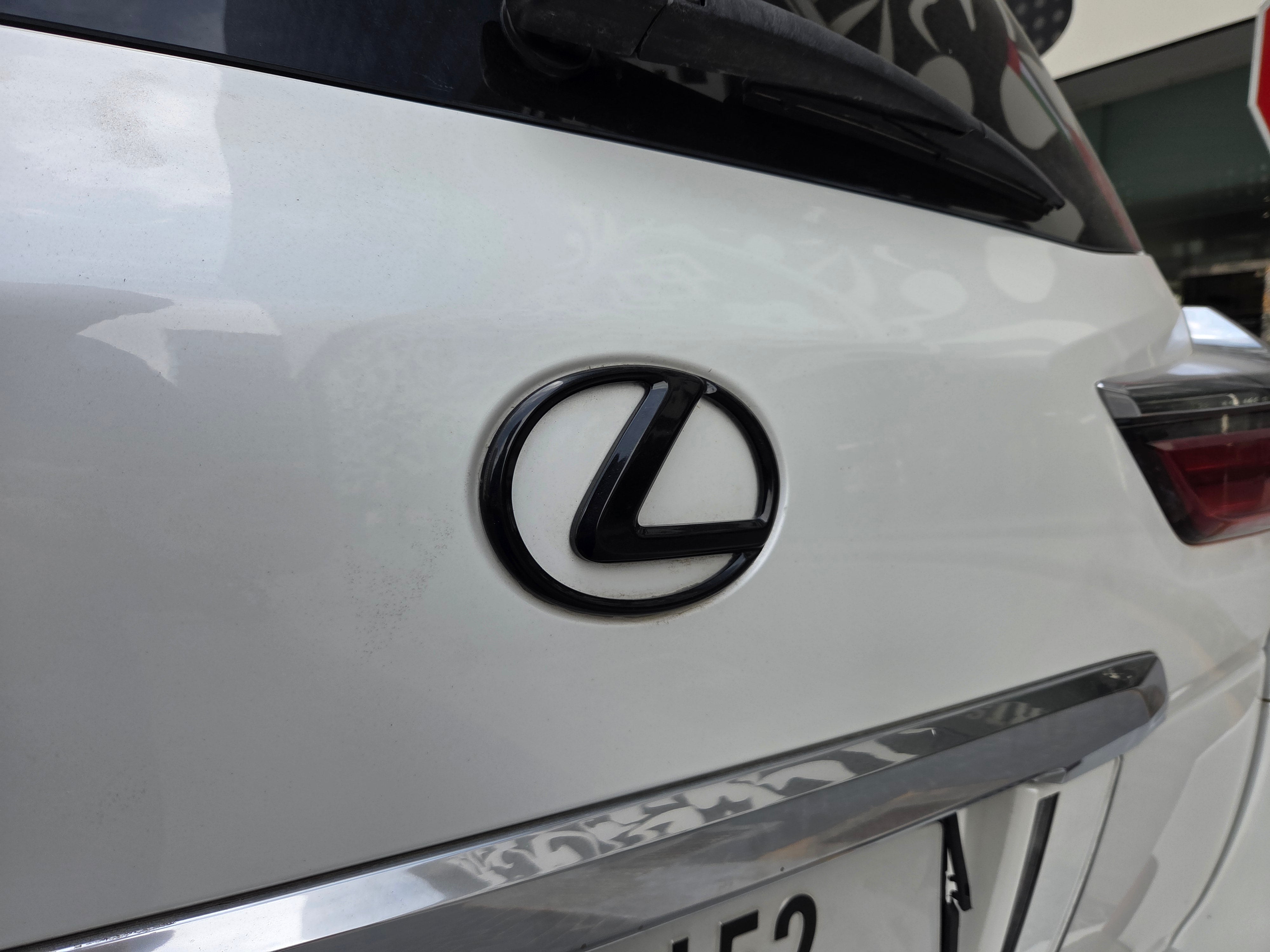 Lexus LX 570 2016 White