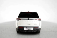 Nissan Pathfinder SV 2024 white