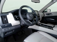 Nissan Pathfinder SV 2024 white