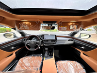Lexus ES 350 2025 white