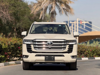 Toyota Land Cruiser GXR 2026 white