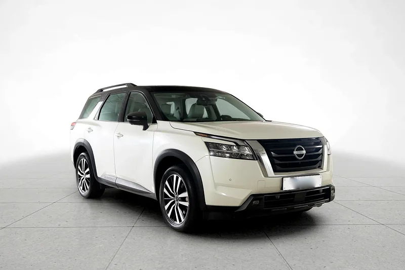 Nissan Pathfinder SV 2024 White GCC