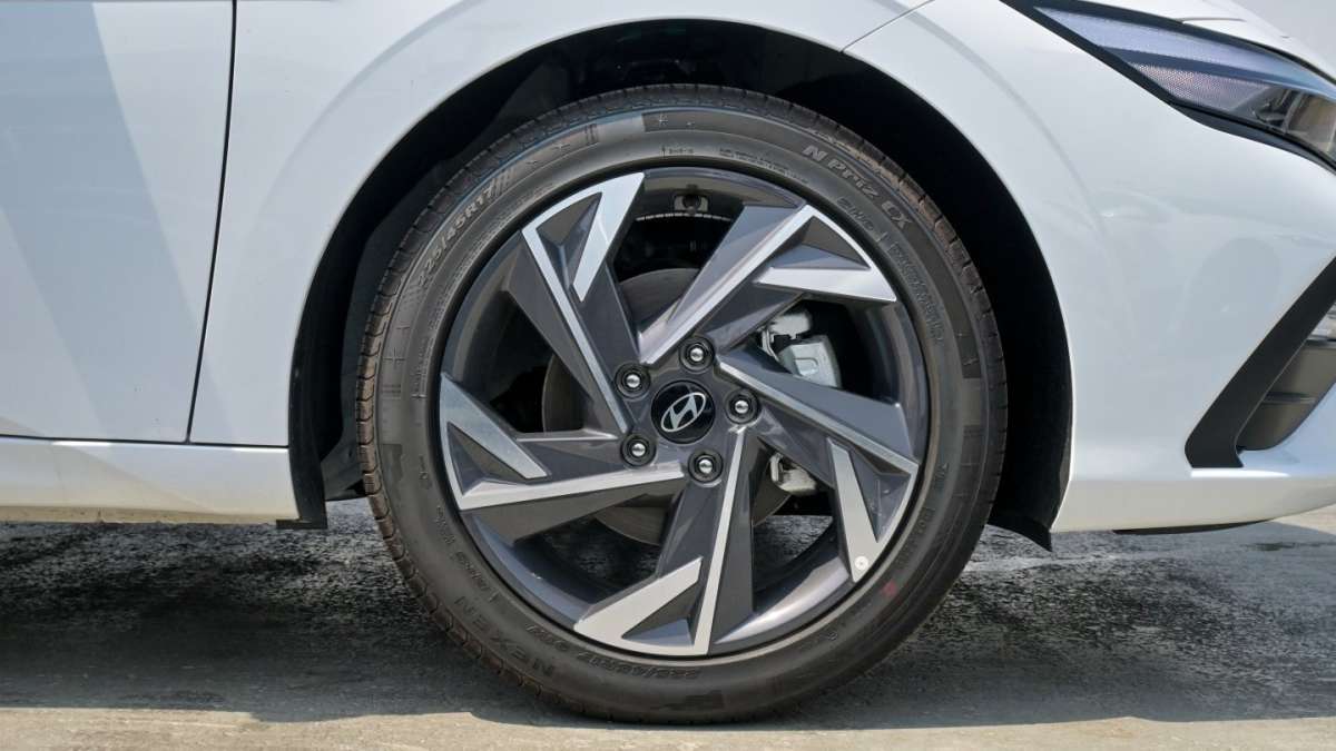 Hyundai Elantra 2024 Full Option