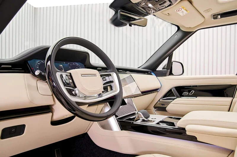 Range Rover Autobiography 2025