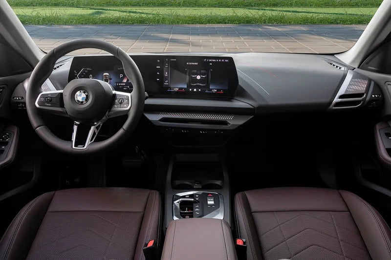 BMW 225 L 2025 White