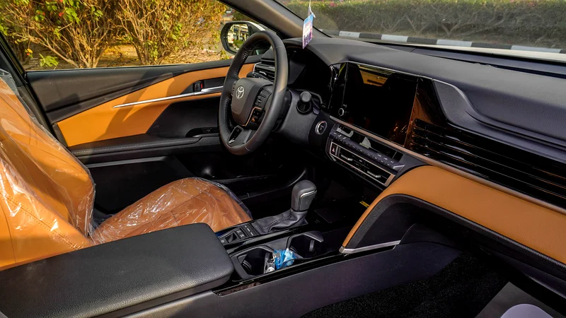 Toyota Camry LE 2025