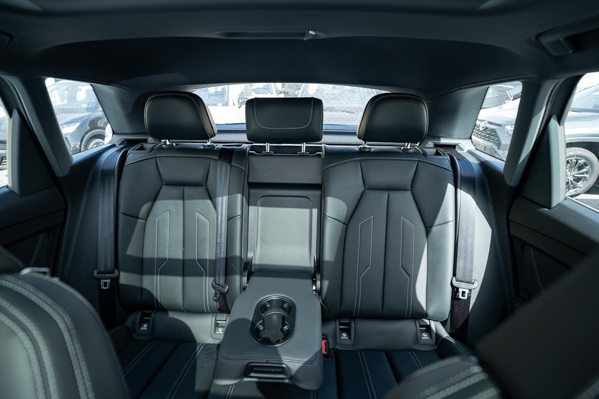 Audi Q4 40 e-tron 2024 Quantum Grey