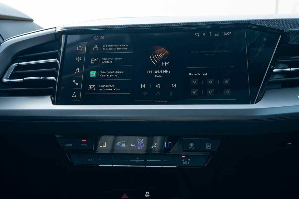 Audi Q4 40 e-tron 2024 Quantum Grey