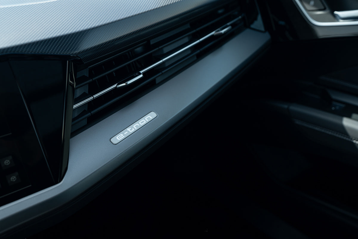 Audi Q4 40 e-tron 2024 Quantum Grey