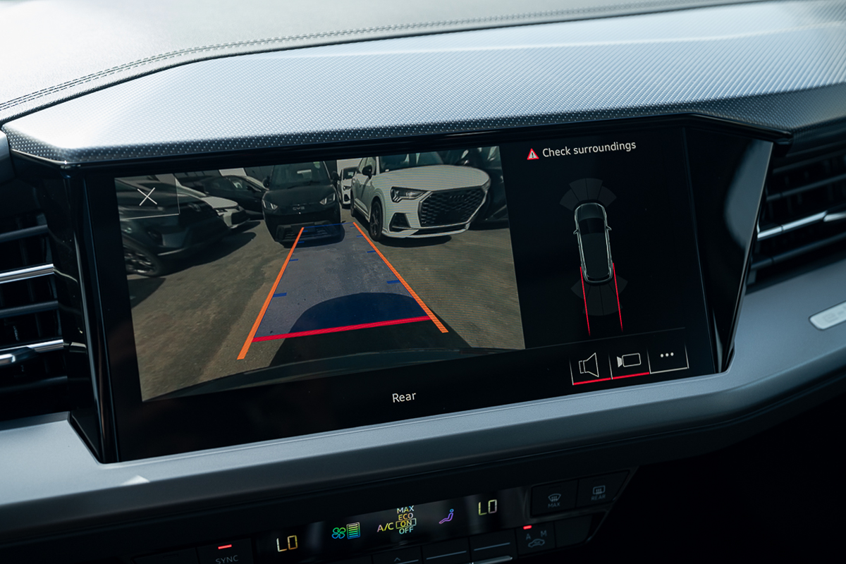 Audi Q4 40 e-tron 2024 Quantum Grey