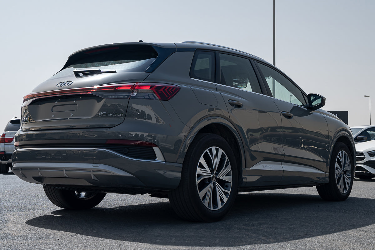 Audi Q4 40 e-tron 2024 Quantum Grey