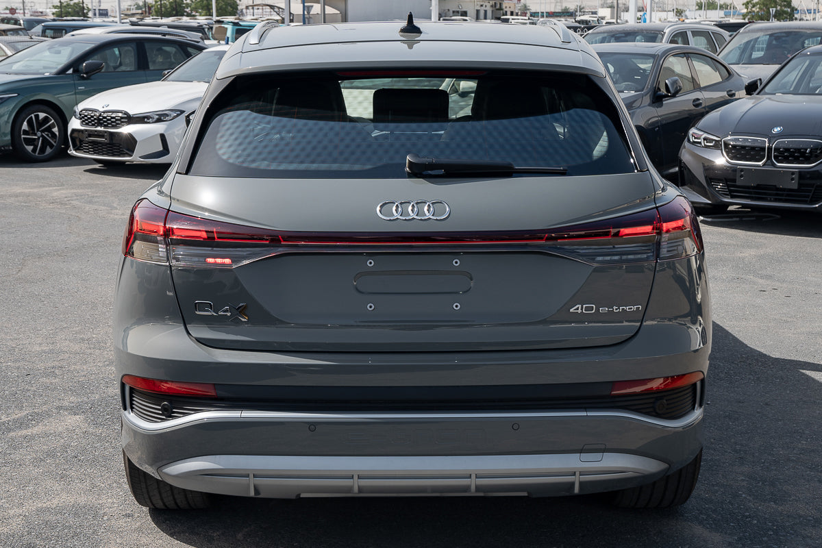 Audi Q4 40 e-tron 2024 Quantum Grey