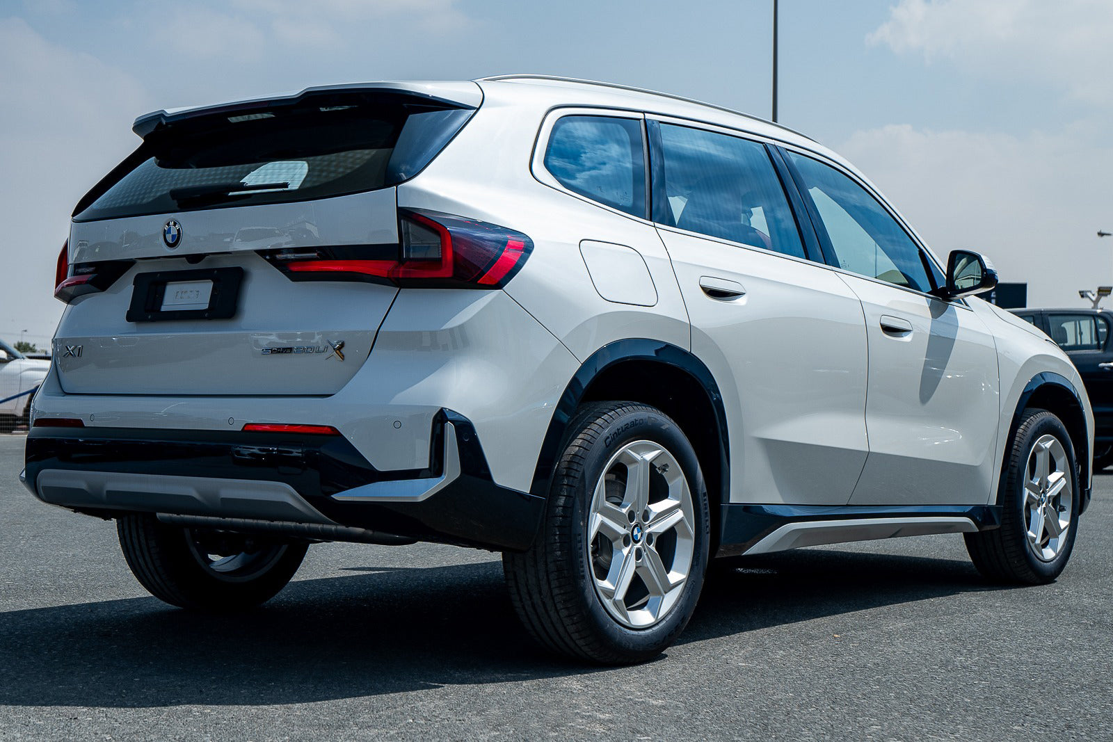 BMW X1 sDrive 20Li xDesign 2025 – 1.5L Petrol | White with Mocha Interior | Automatic SUV
