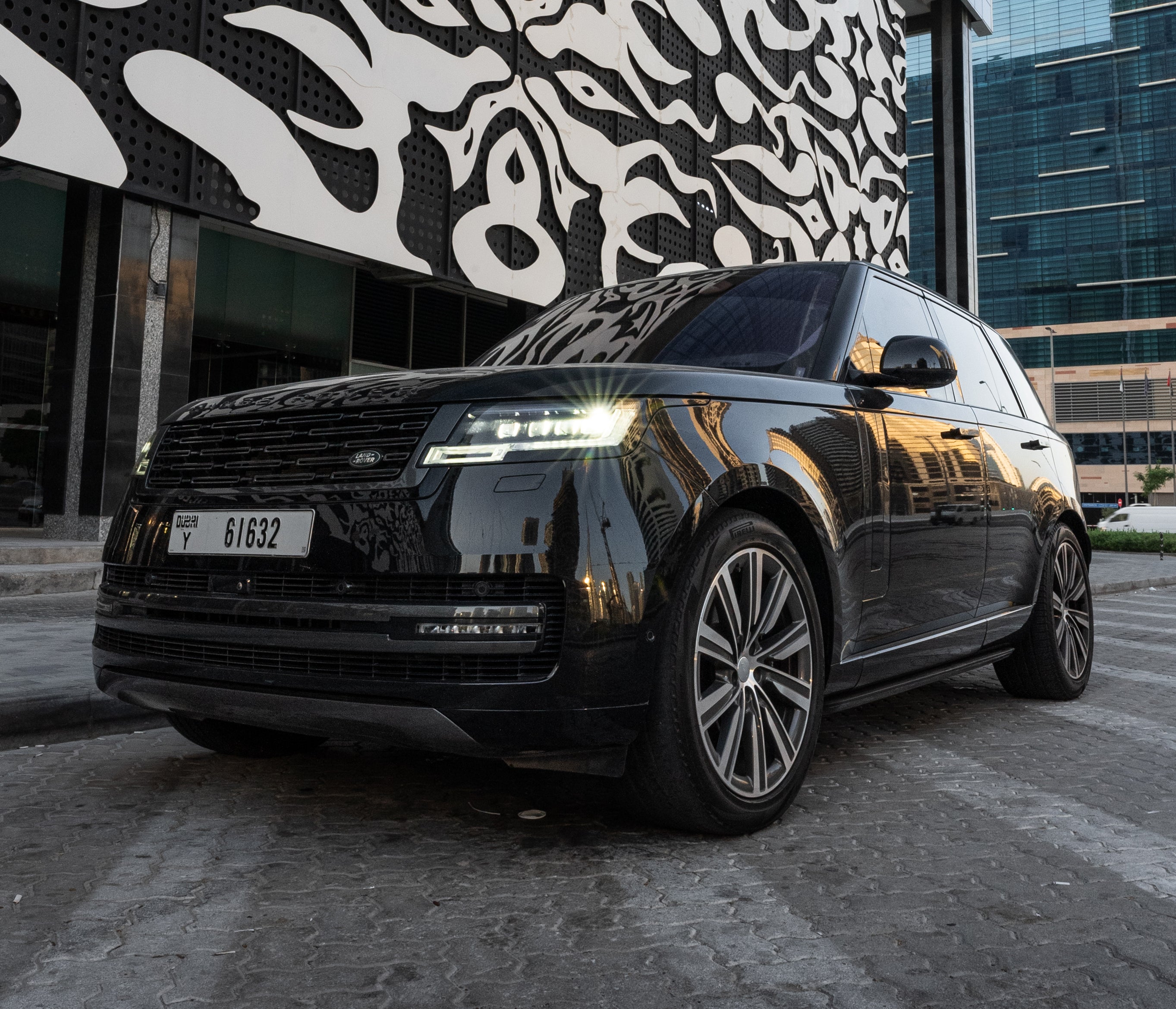 Range Rover vogue 2024 Black For Rent