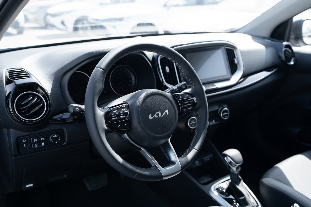 KIA KX1 2025 white