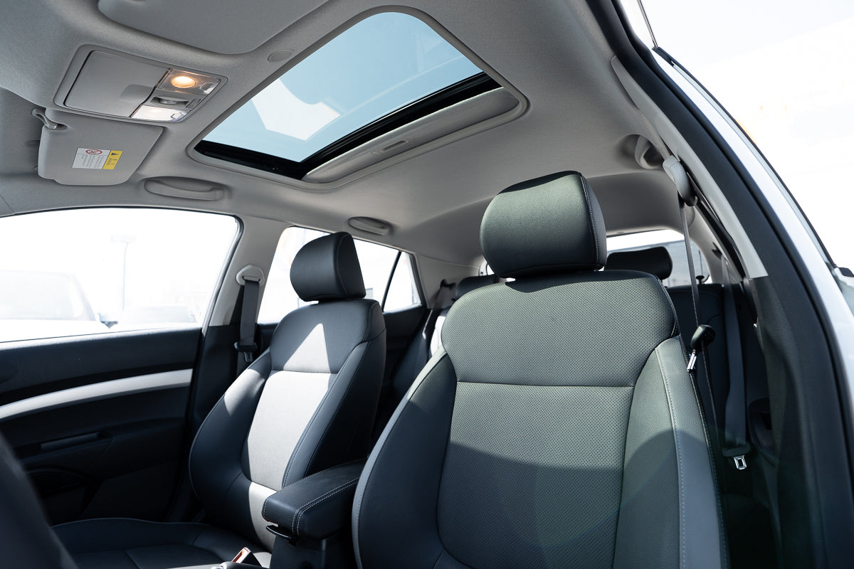 KIA KX1 2025 white